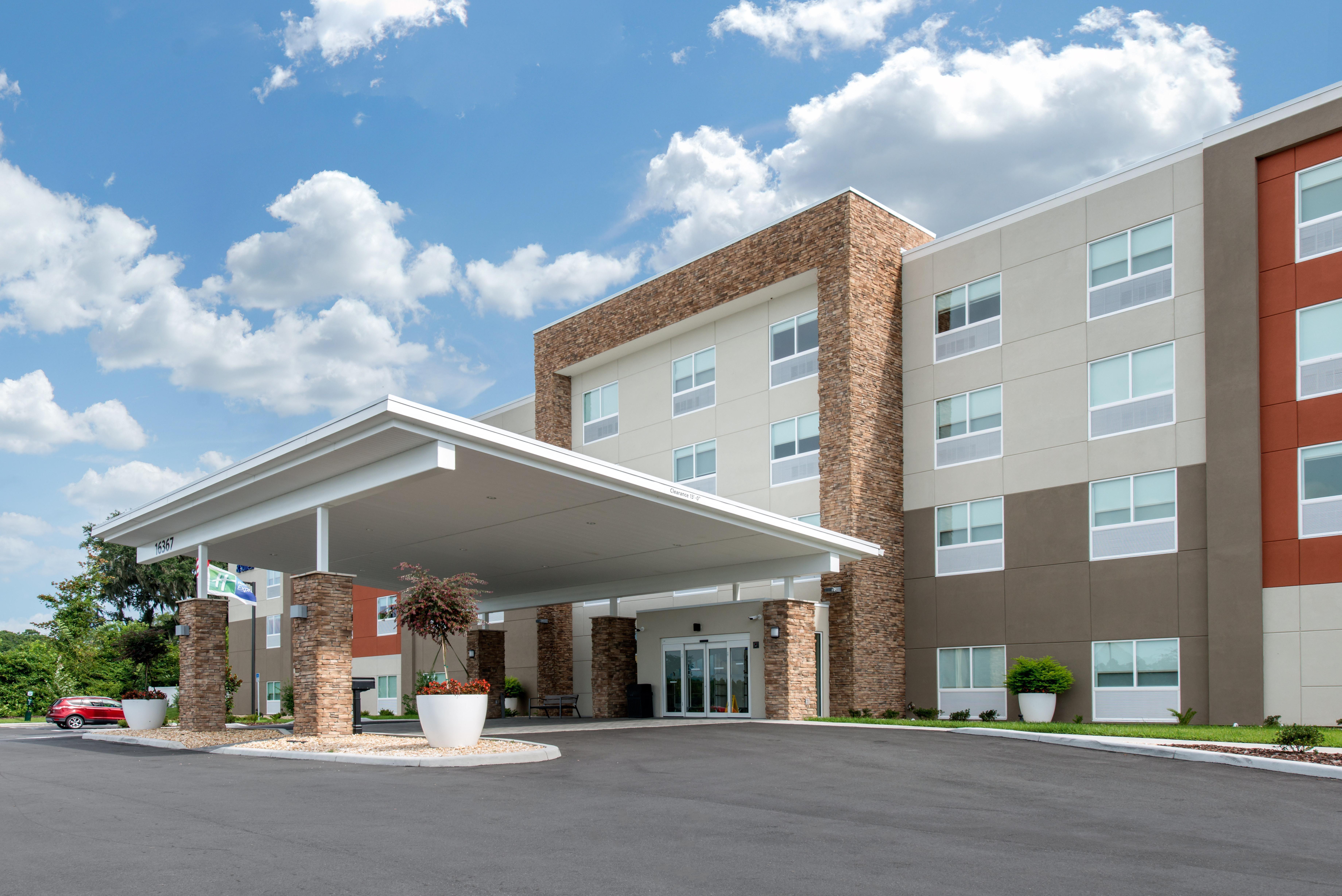 Holiday Inn Express & Suites - Ruskin, An Ihg Hotel Exterior foto